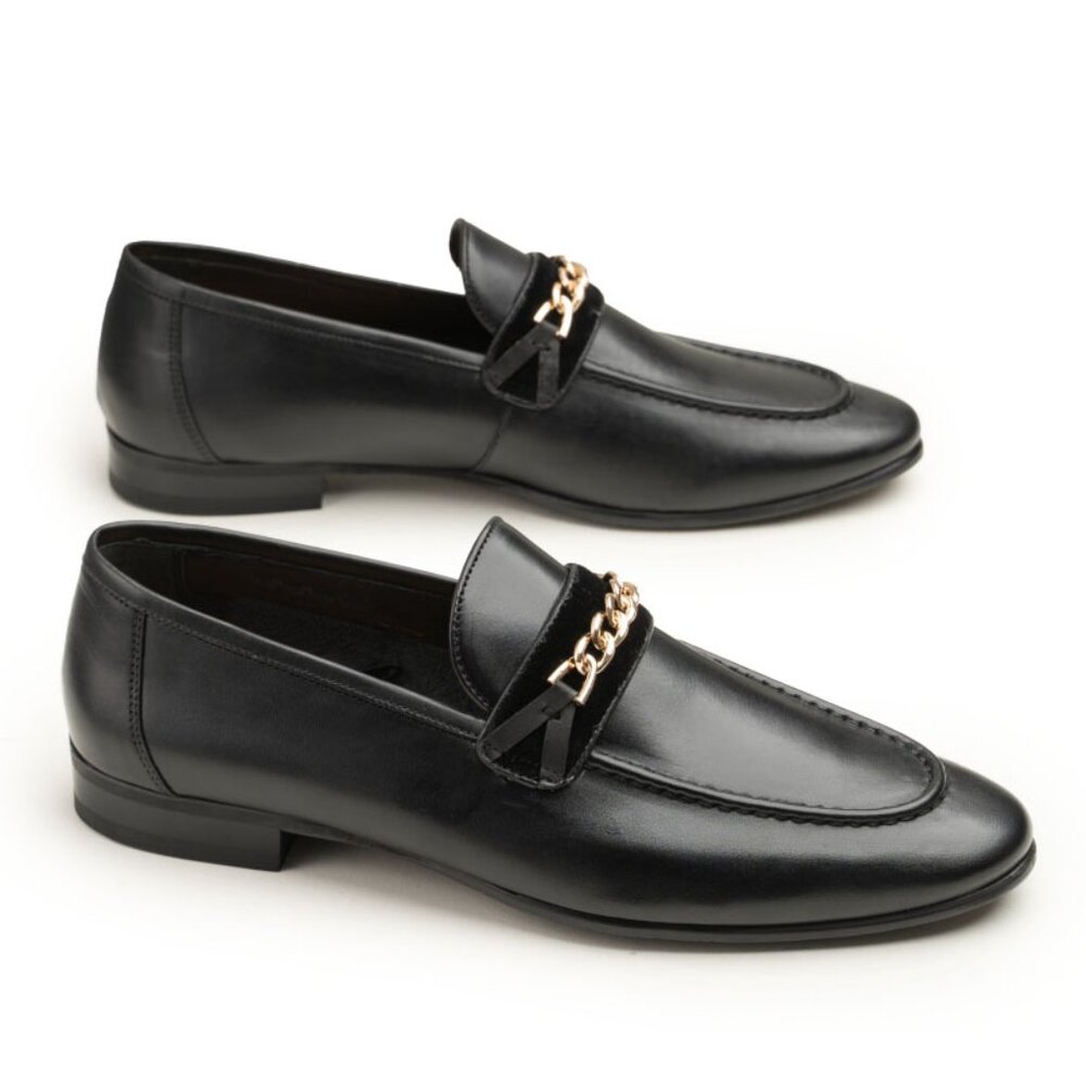 Bashwood Handmade Black Chain Style Leather Loafers